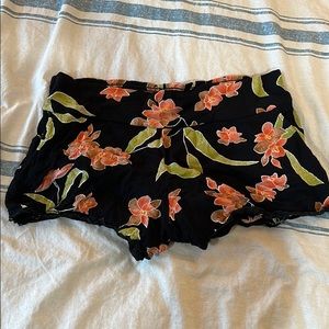 Volcom since 1991 shorts